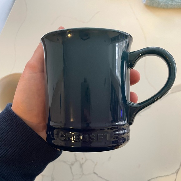 Two Le Creuset vancouver mugs in Agave. - Picture 6 of 7